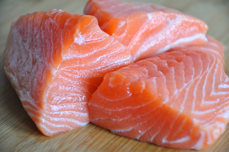 Organic Norwegian Salmon Short Cuts